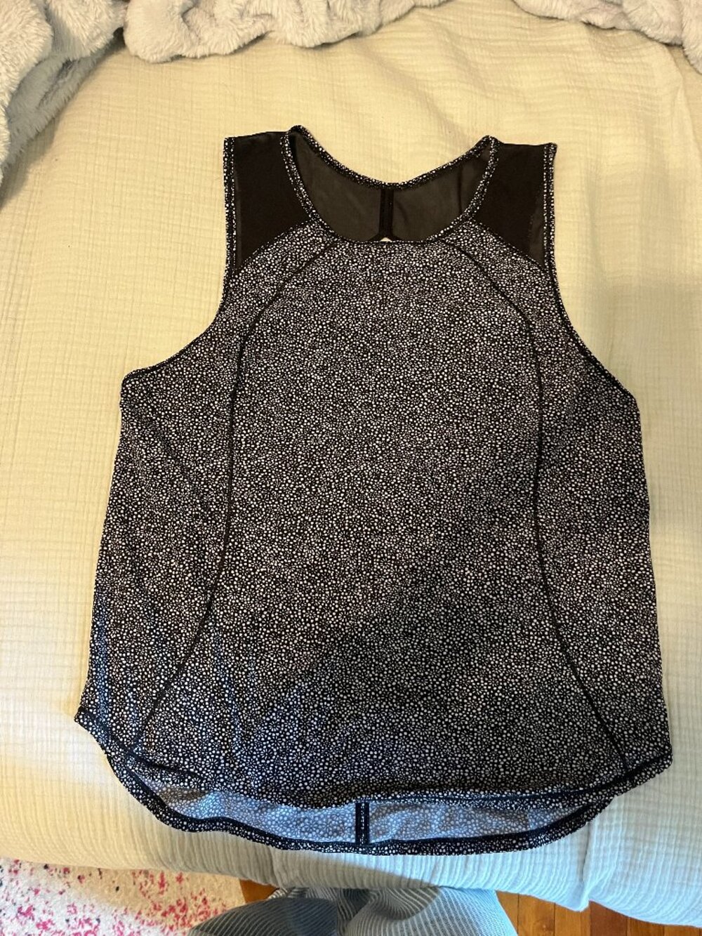 Lululemon Workout Top- Size 10